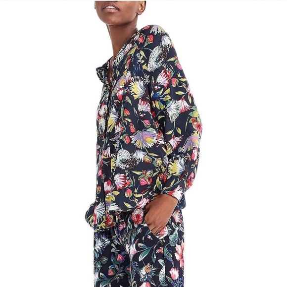 J. Crew Silk Pleated Floral Popover size Medium - Picture 2 of 11